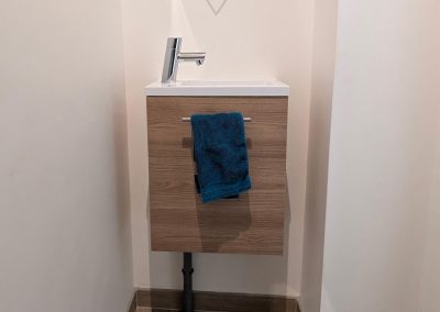Installation d’un lave-mains dans des WC à Orléans